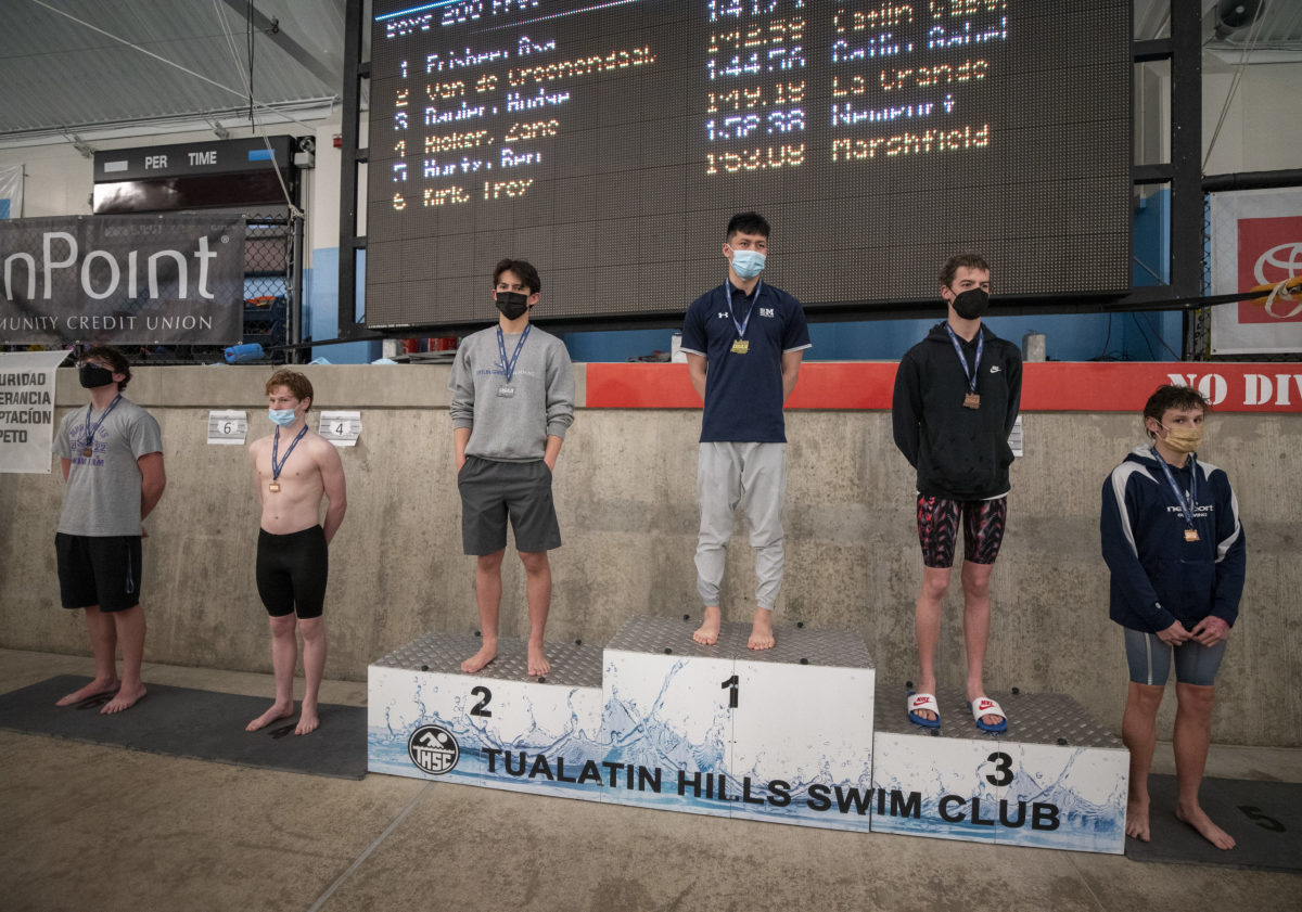 3.boys_200free-3
